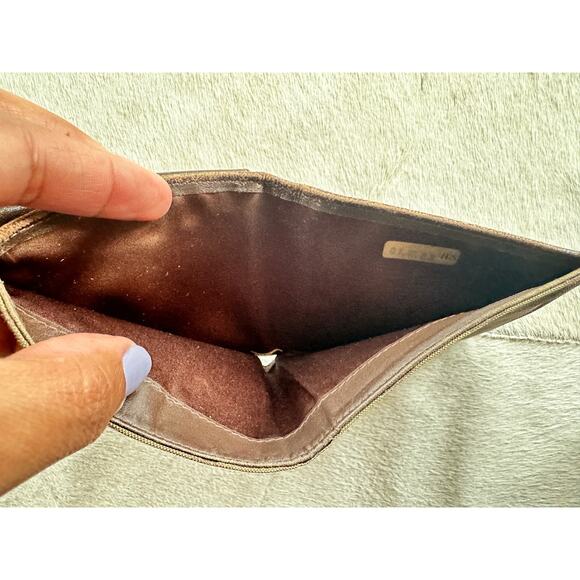 Chanel Vintage Bifold Wallet - Picture 6 of 11